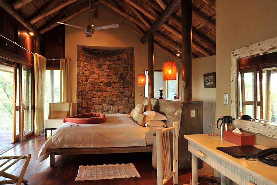 Buffalo Ridge Safari Lodge